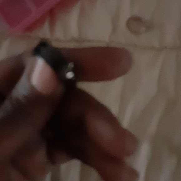 Ring - Picture 3 of 3